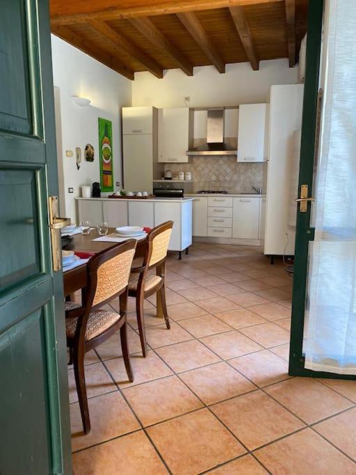 شقة La Casa Nel Borgo أنغيرا المظهر الخارجي الصورة